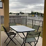 Maison Entiere Avec Terrasse Barbecue Et Jardin