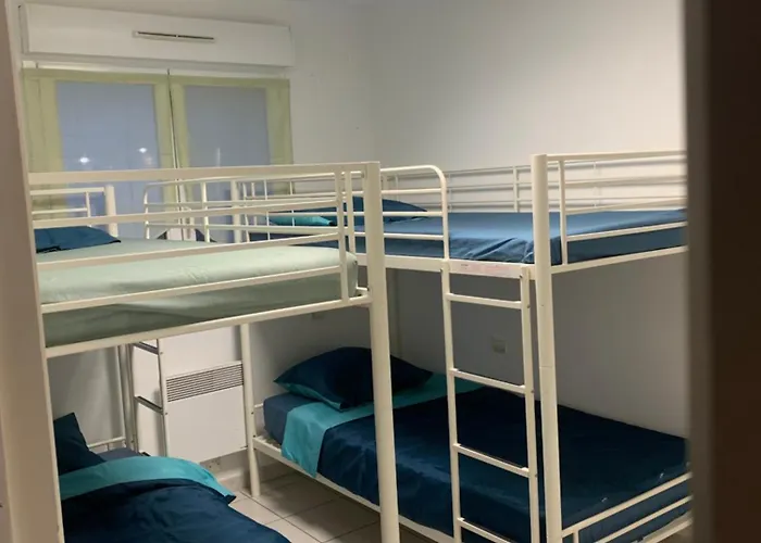 Maison Entiere Avec Terrasse Barbecue Et Jardin ニーム